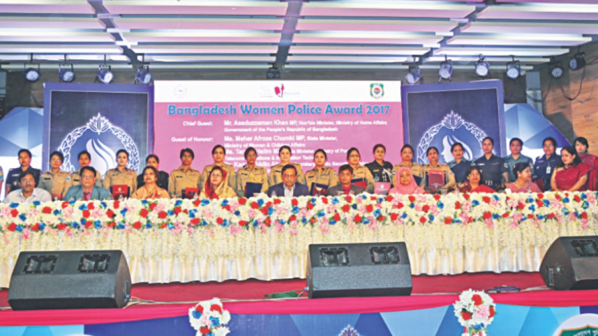 police w.jpg