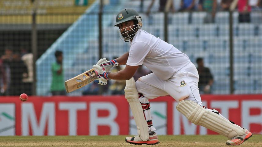 Tamim-bats.jpg-NS.jpg