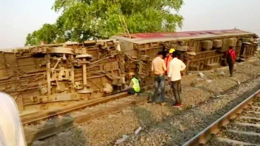 train-india.jpg
