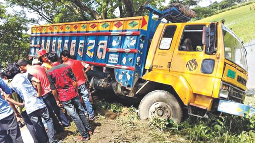 Truck accident.jpg
