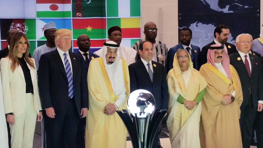 Trump-HasinaWB.jpg