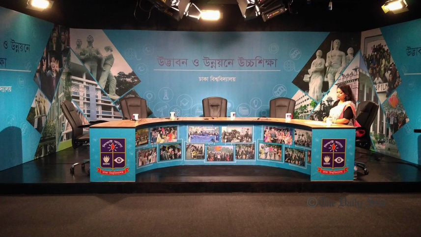 TV-studio.jpg