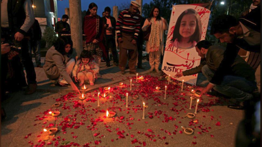 Members of Civil Society light candles and earthen lamps