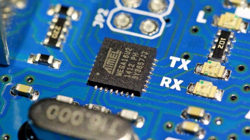 semiconductor-5722982_1280.jpg