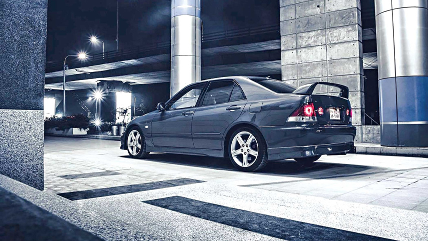 toyota-altezza3.jpg