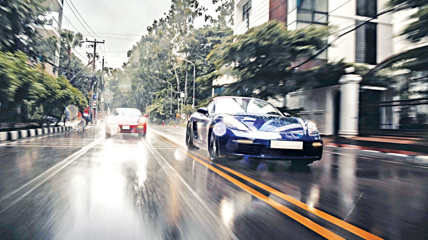 car-in-rainy-day2.jpg