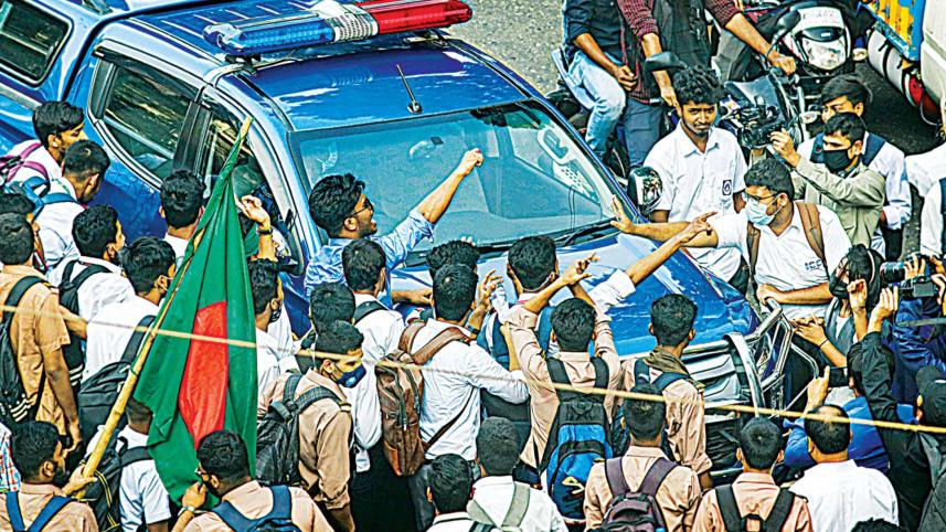 student-safe-road-protest.jpg
