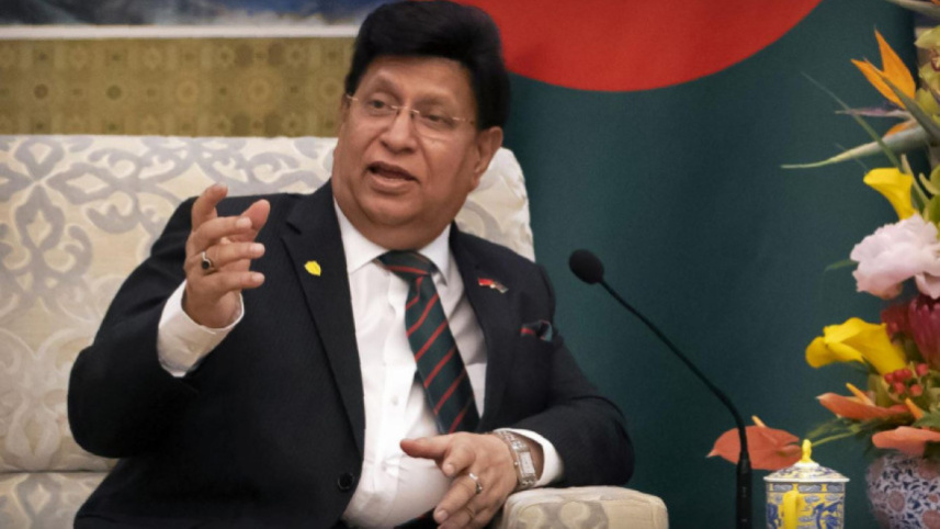 momen-reuters.jpg