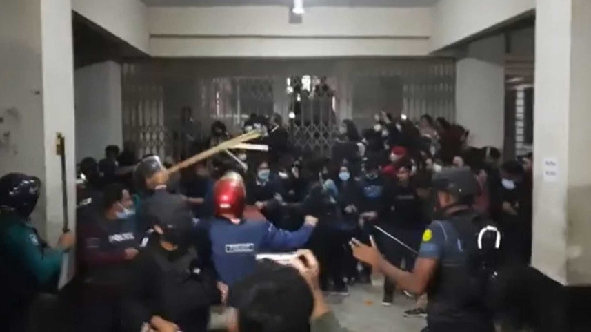 police-attack-sust.jpg