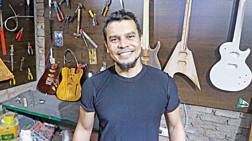 guiter5.jpg