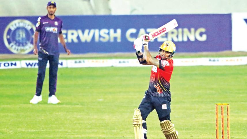 comilla-victorians-opener-sunil-narine-11.jpg