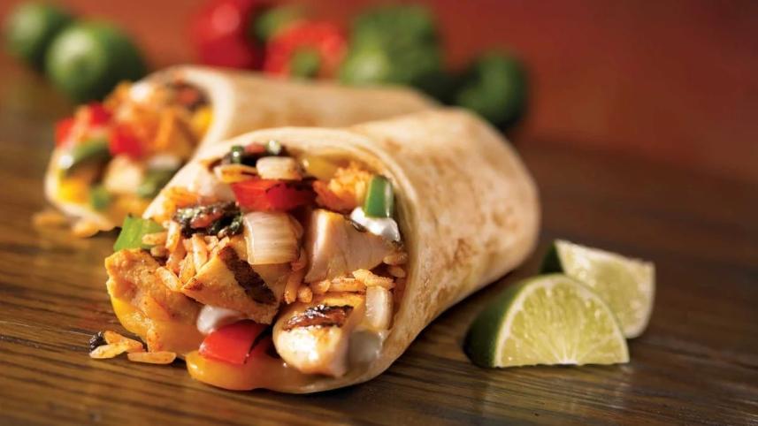 Use leftover rice to make 4 different and delicious snacks. 