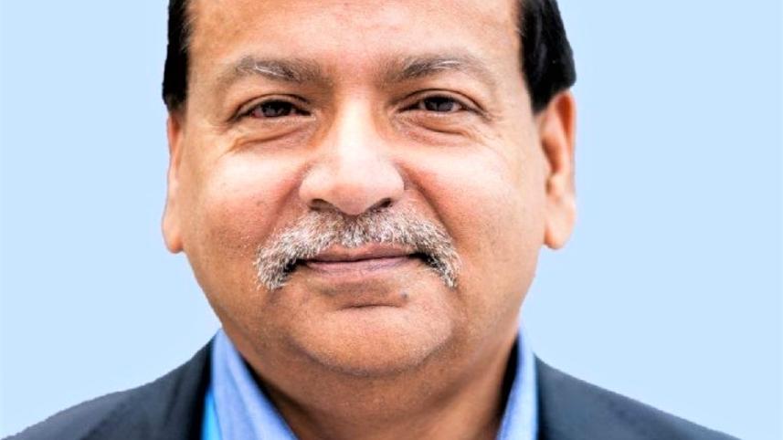 dr-huq-sqr.jpg