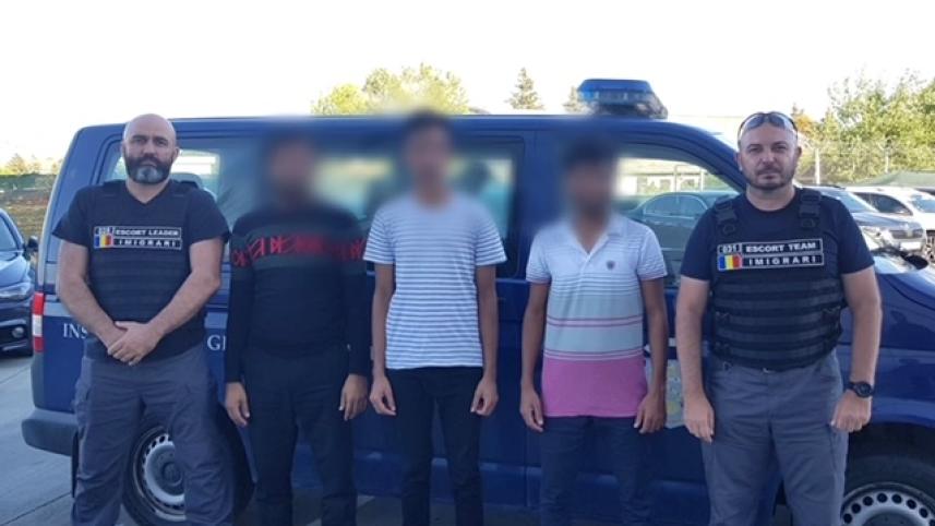 3_bangladeshis_deport_from_romania.jpg