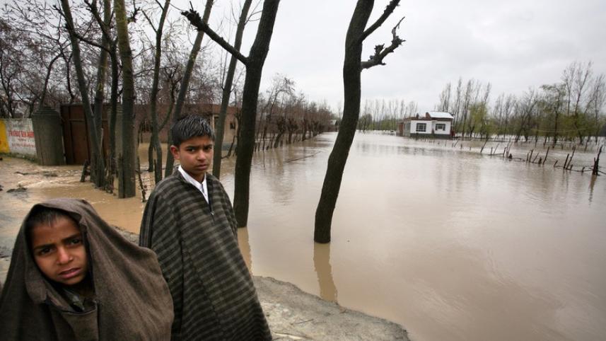 ed_2_-_loss_and_damage_of_climate_change_-_greenpeace.jpg