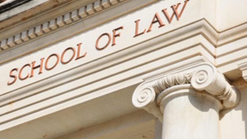 31082fe_da_120725_law-school.jpeg