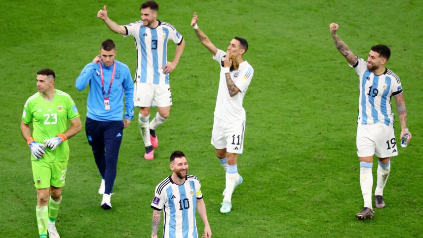 messi_and_co_ready.jpg