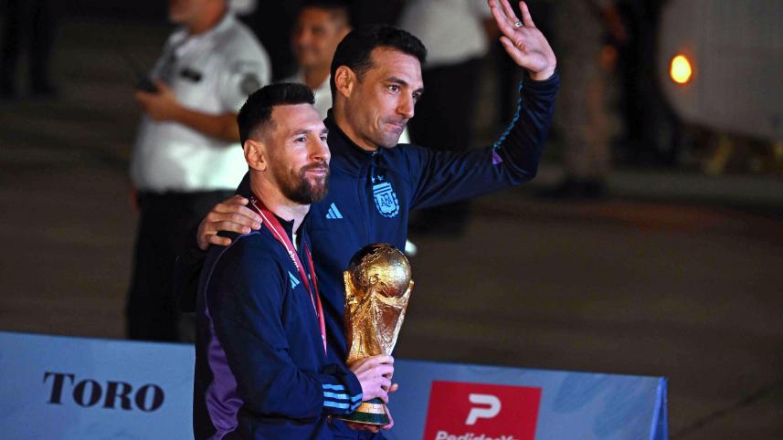 Messi and Scaloni