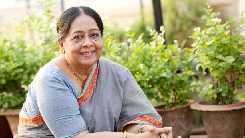 sharmili_ahmed_4.jpg