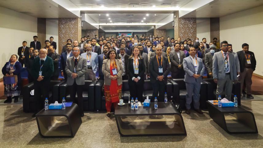 photo_-_3rd_international_conferenece_of_icrest23.jpg