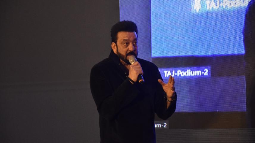 Sanjay Dutt overcomes cancer