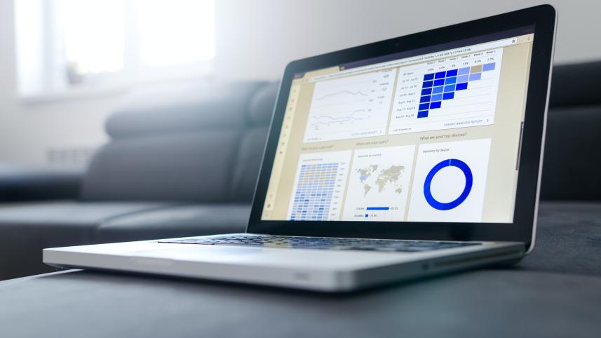 5 ways Facebook helps online entrepreneurs