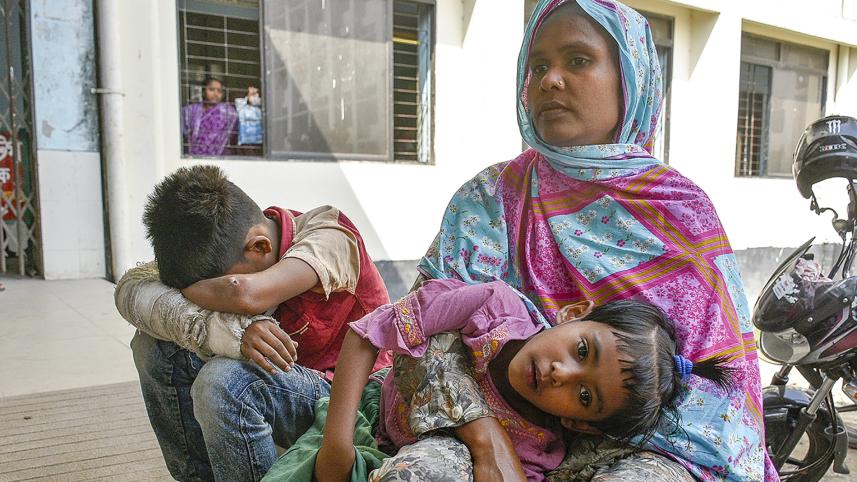 khulna_kmch_d._strike_2.jpg