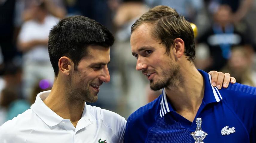 medvedev-djok-practice.jpg