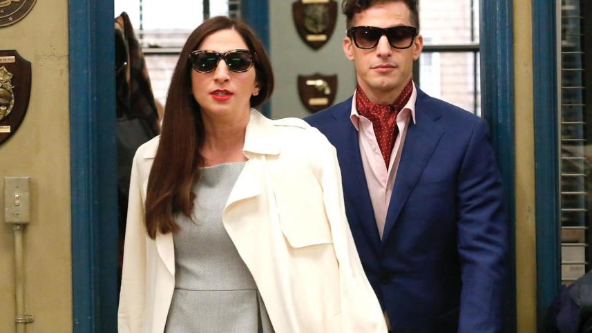 gina-linetti-brooklyn-nine-nine.jpg