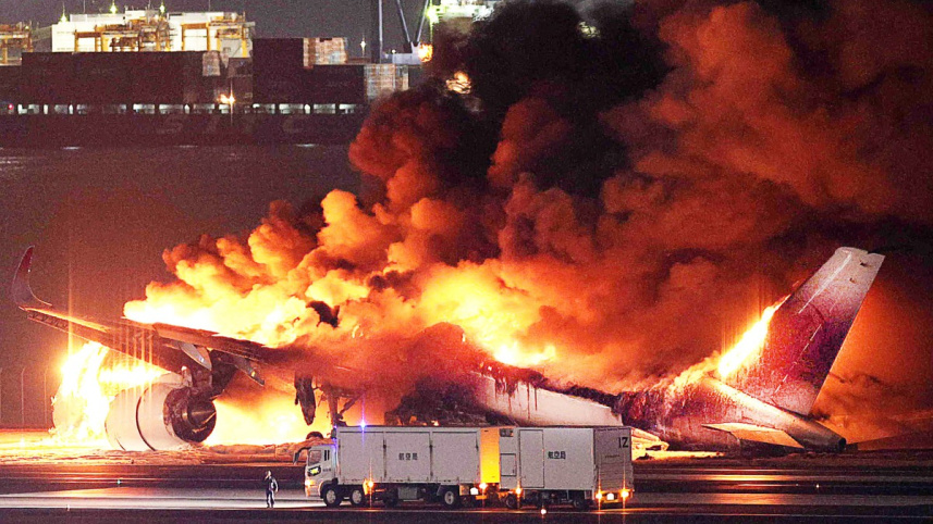 tokyo_jet_crash.jpg