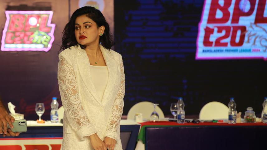 Nafisa Kamal.jpg