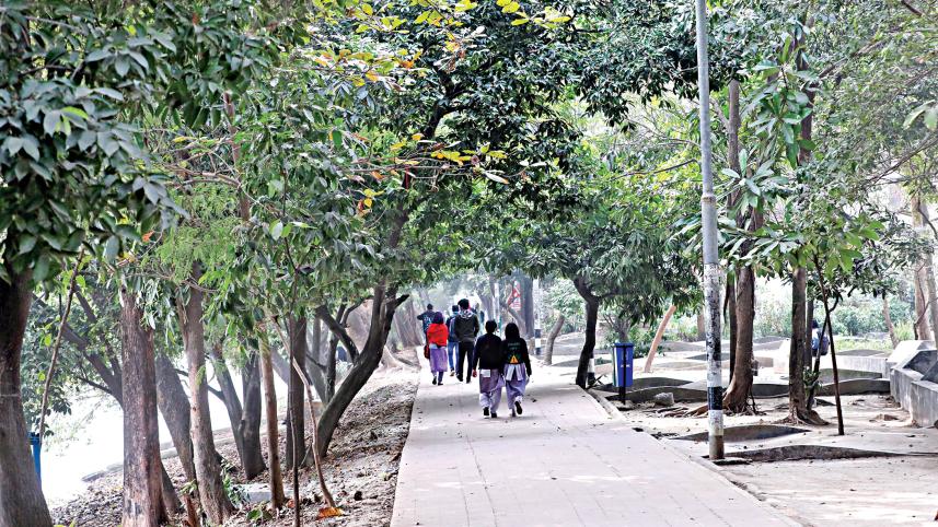 dhanmondi-lake.jpg