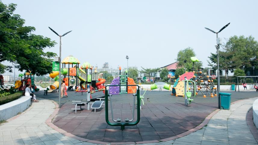 100ft road, Madani Avenue