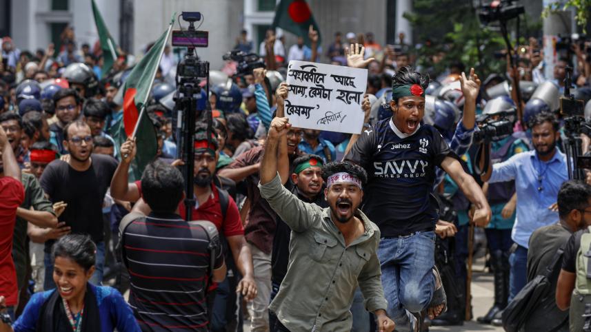 People protesting for quota reform