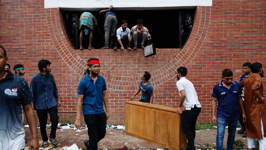 vandalism in Gono bhaba