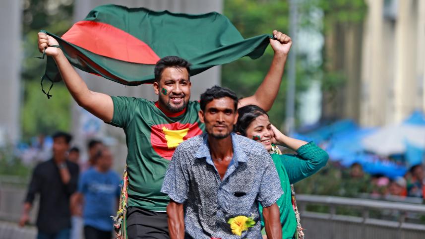 Resilience of rickshaw-pullers during student protests 