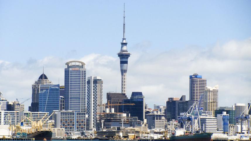 new_zealand_tipped_into_recession.jpg