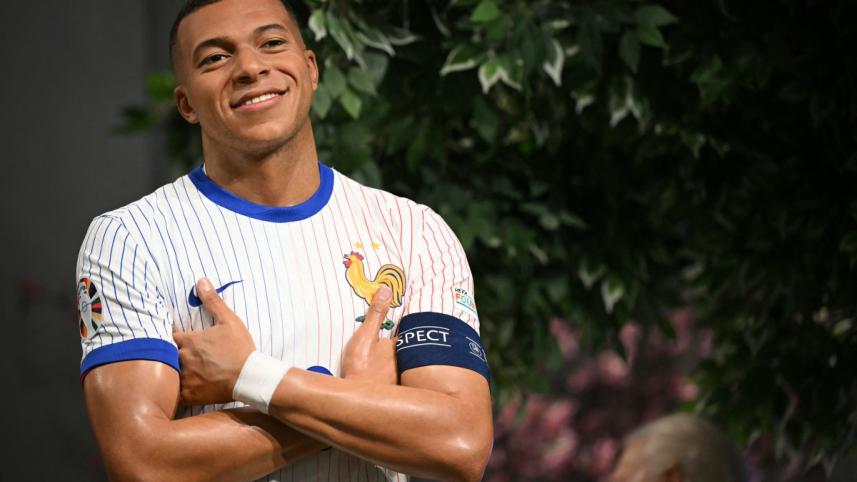 afp_20250403_392e2nq_v3_preview_britainfrancecelebrityfblmbappe.jpg