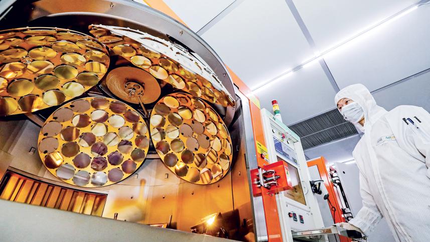 semiconductor-chips-factory.jpg