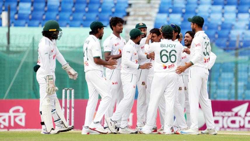 taijul_wicket.jpg