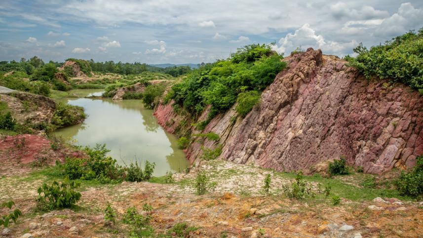 nature_1_china_clay_hills_mymensingh_the_daily_star_0.jpg