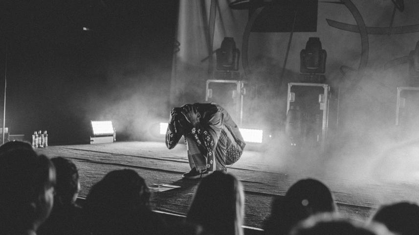 Stage fright? Here's how performers turn nerves into power
