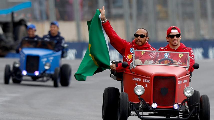 afp_20251109_83j64q4_v1_midres_autoprixf1braparade.jpg