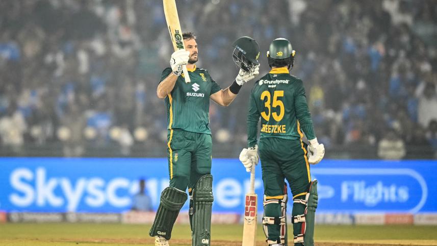 afp_20251203_86y78hh_v1_highres_cricketindrsaodi.jpg