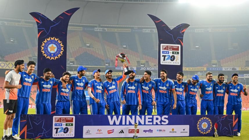 afp_20251219_88p78aq_v2_midres_topshotcricketindrsat20.jpg