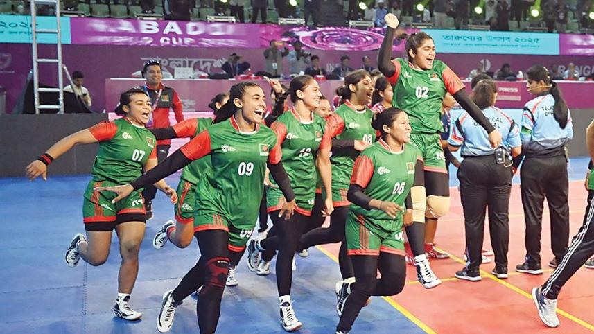 c5d6womens_kabaddi_29122025_1721_ati.jpg