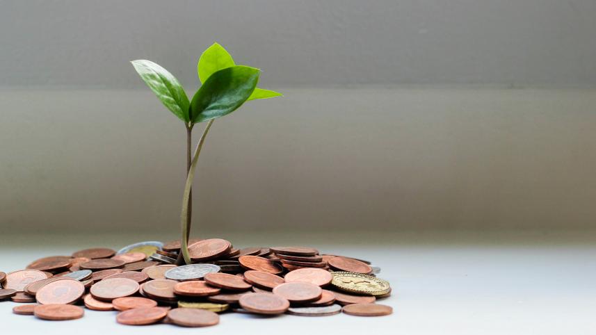 Save smarter in 2026 with these simple money management rules     micheile-henderson-lz_4npfkcv8-unsplash.jpg