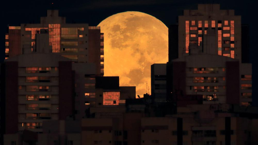 moon_2.jpeg