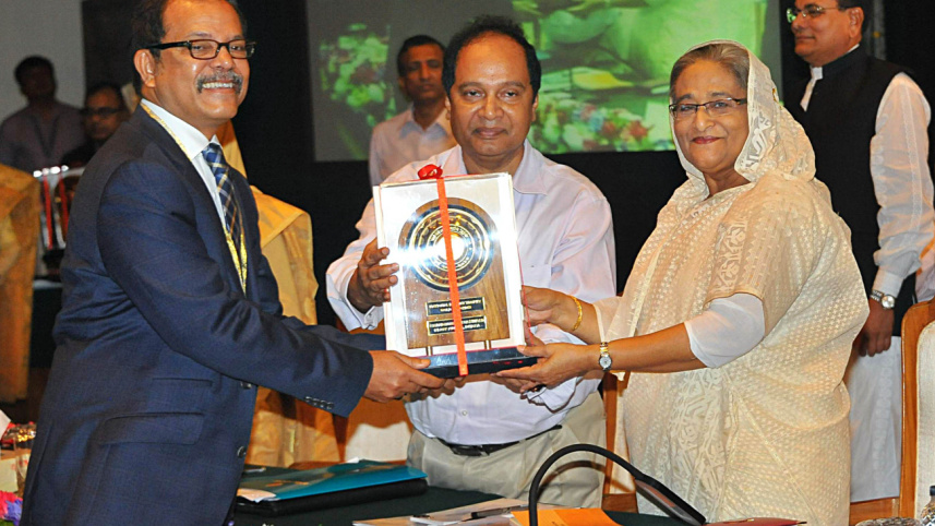 ACCOLADES FOR EXPORTERS 1.jpg