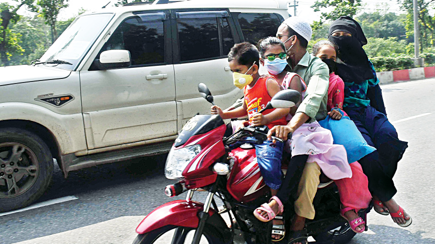 bikers1_0.jpg